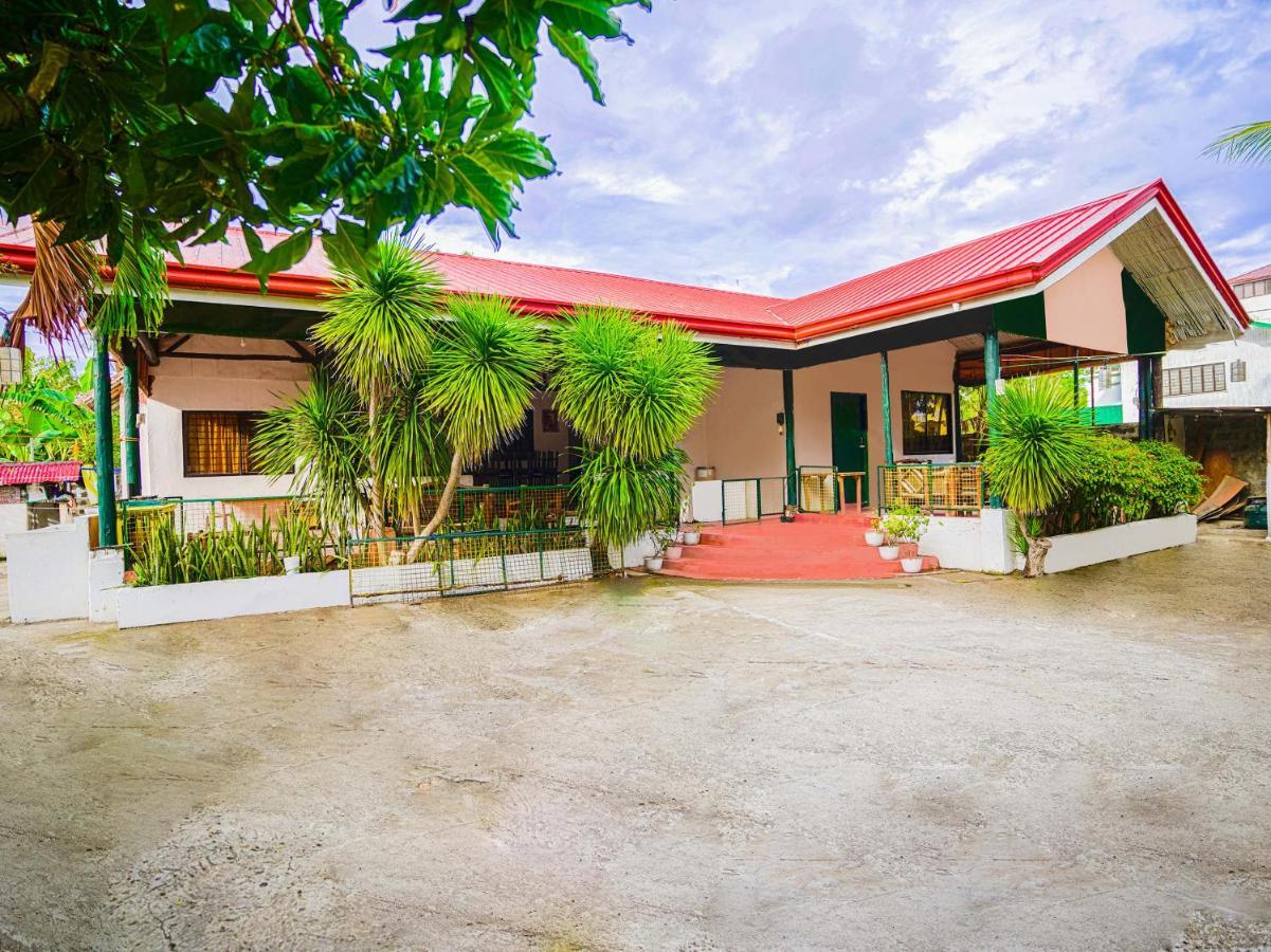Oyo 875 Madhavi Beach Resort Balibago Ngoại thất bức ảnh